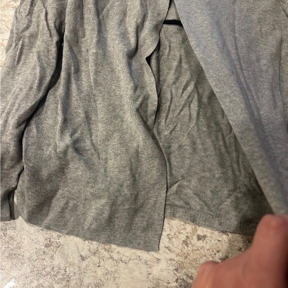 VS PINK Slit Back lightweight sweater Grey & Black NWOT Medium - Picture 10 of 10